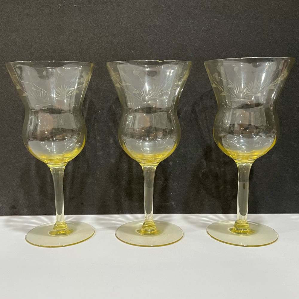 Vintage Topaz Wine Glasses